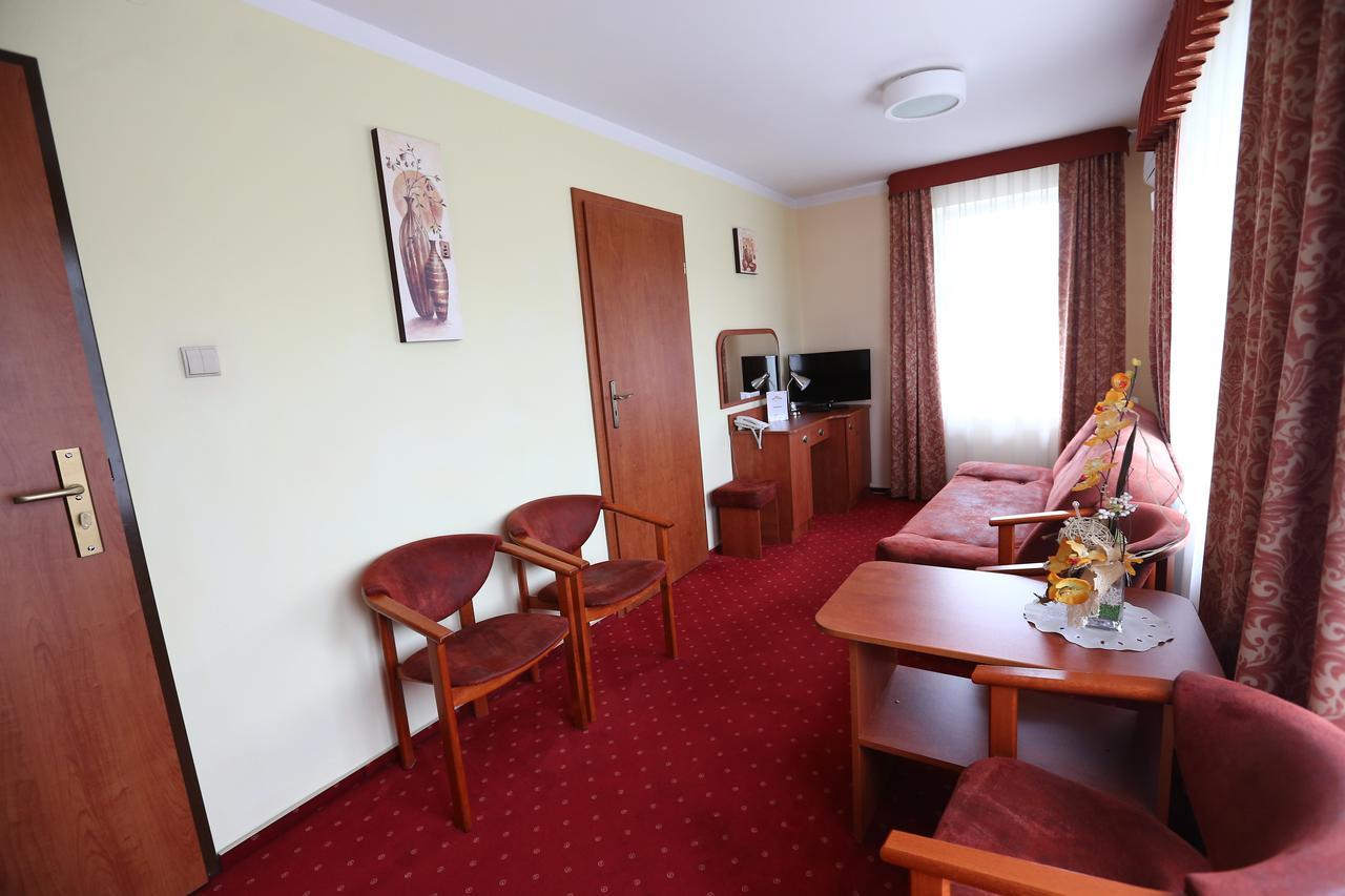 Hotel Korona Ciechanów 외부 사진