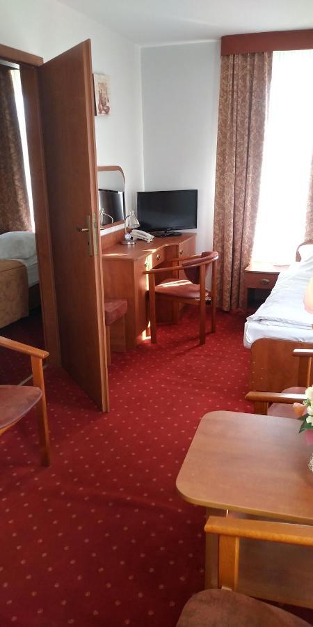 Hotel Korona Ciechanów 외부 사진